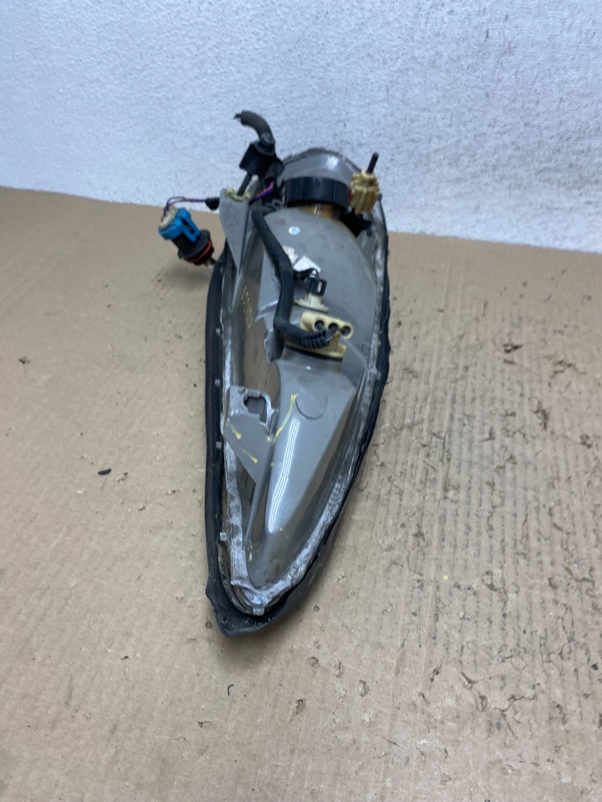 1999 to 2005 Pontiac Grand Am Left Driver LH Headlight AF2920 DW9