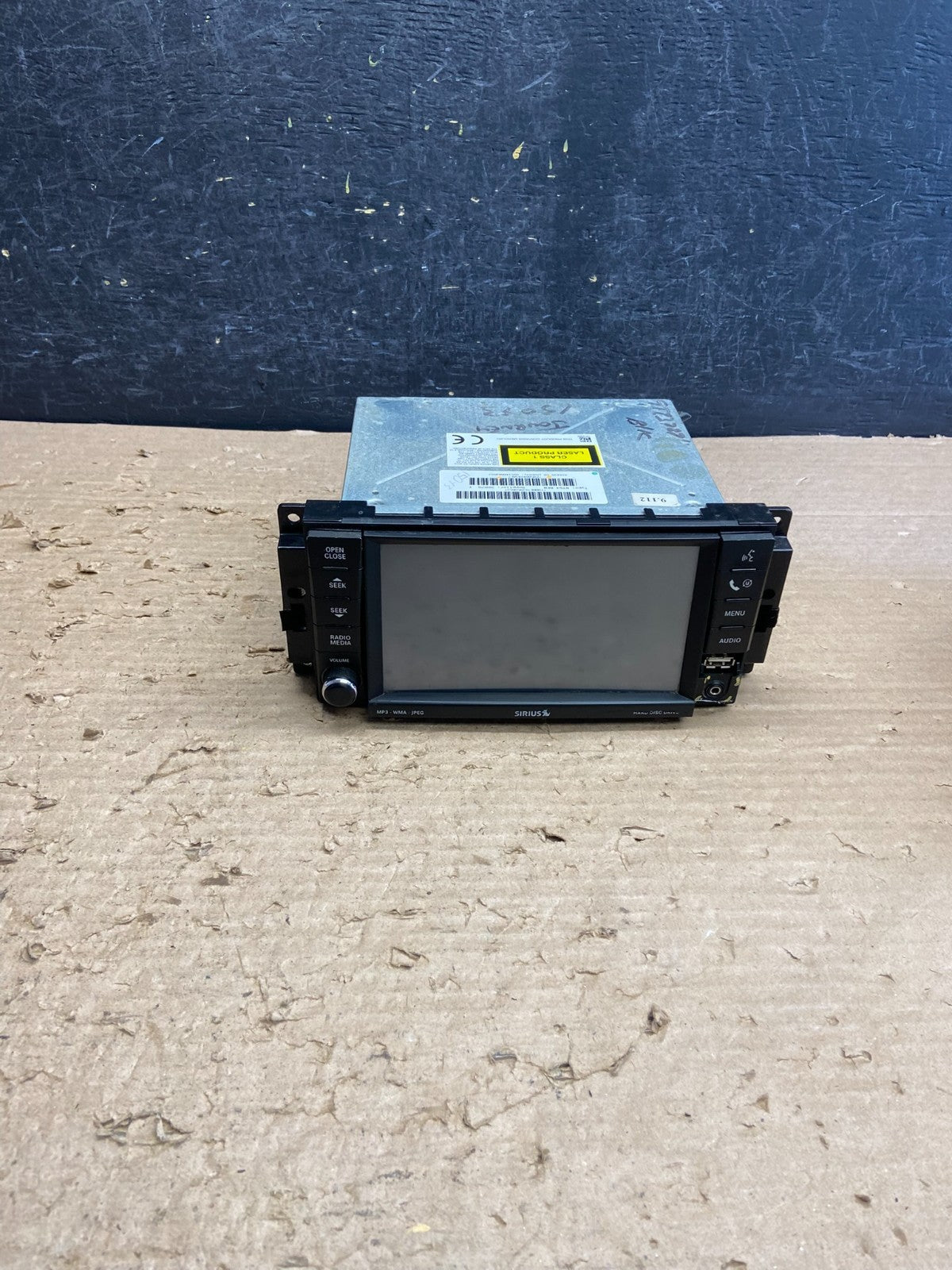 2008 2013 Jeep Dodge Chrysler Screen Display CD Player Satellite Radio AG8715 DG0