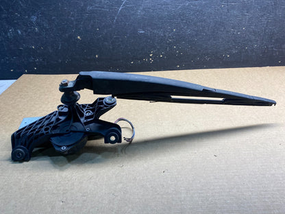 2011 to 2014 Ford Edge Licnoln MKX Rear Windshield Wiper Motor OEM Z9049 DG1