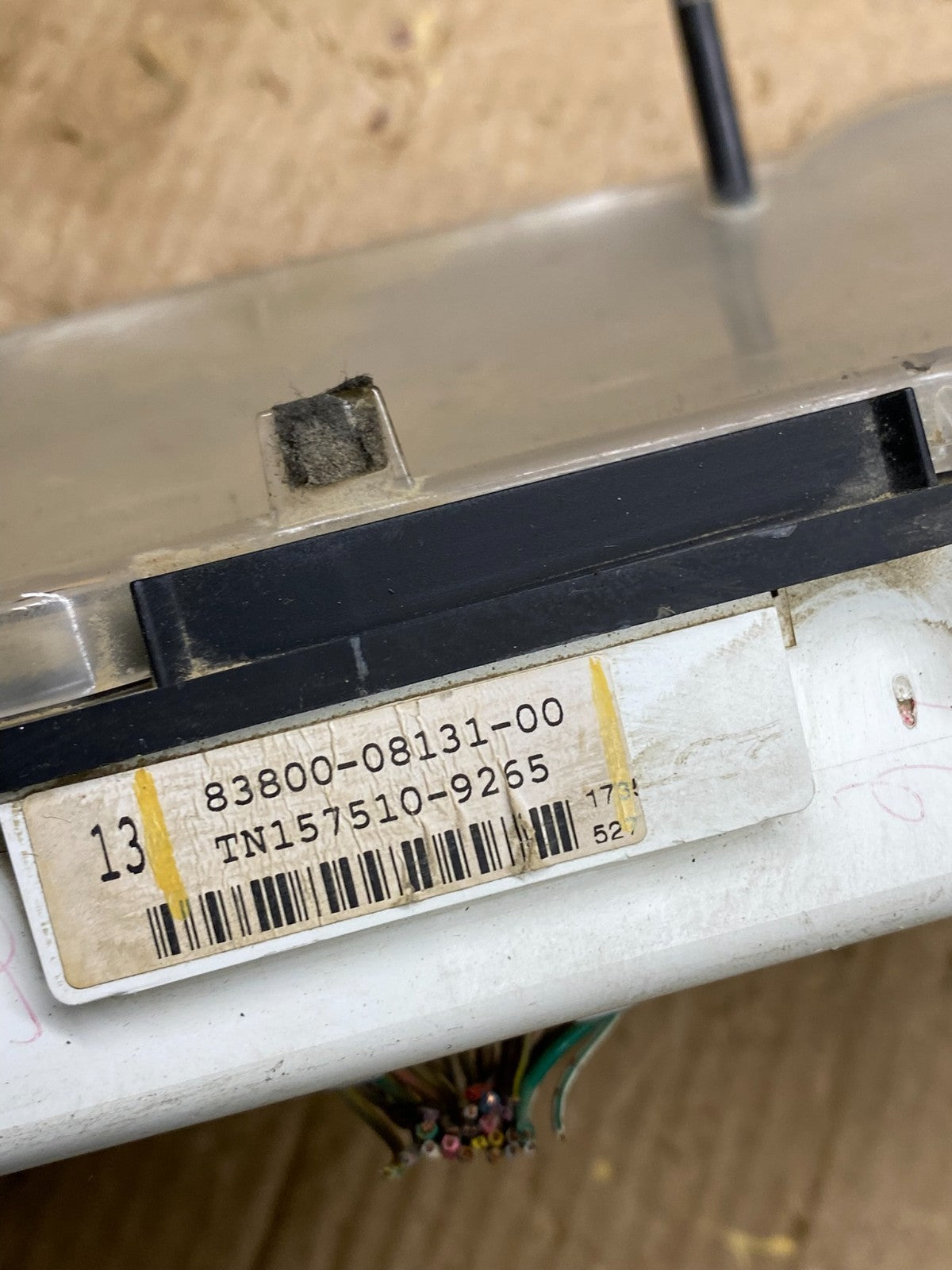 2004 2005 Toyota Sienna Speedometer Cluster Gauge Z4309 DG6