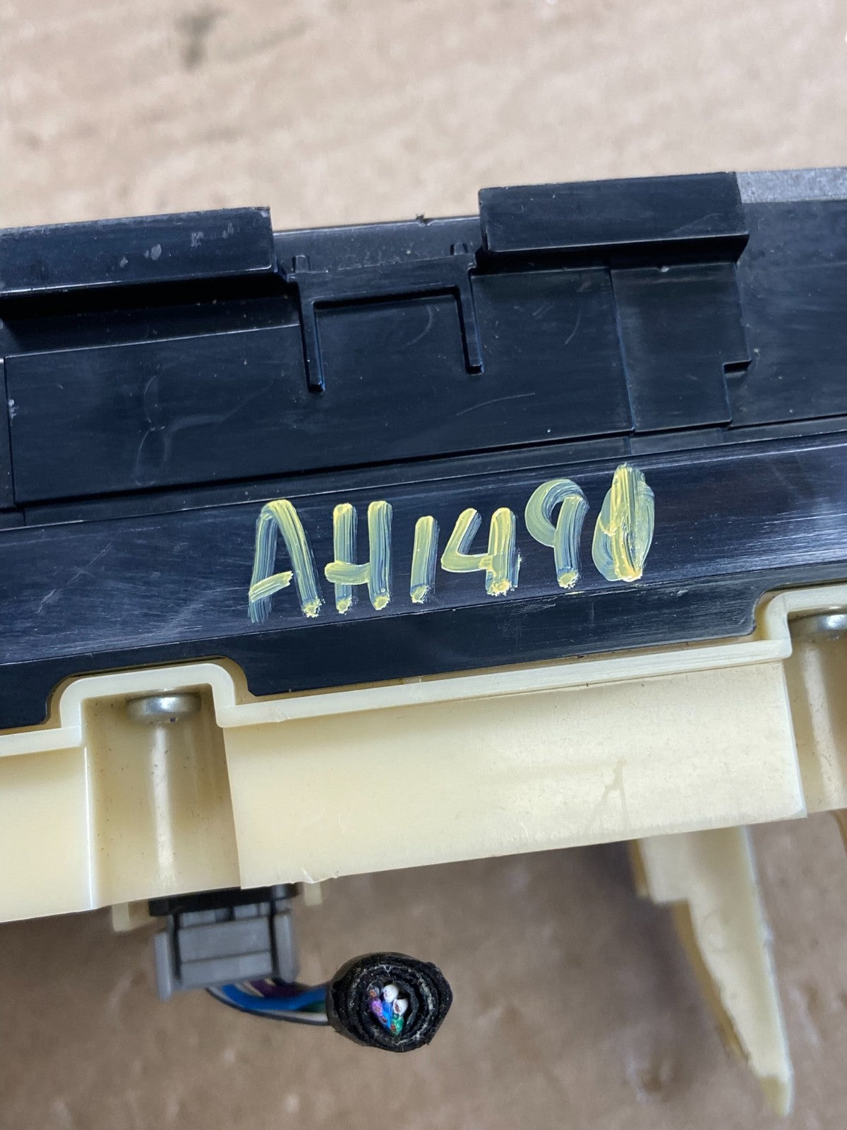 2010 to 2015 Toyota Prius A/C Heater Climate Control Unit Switch AH1491 DG5