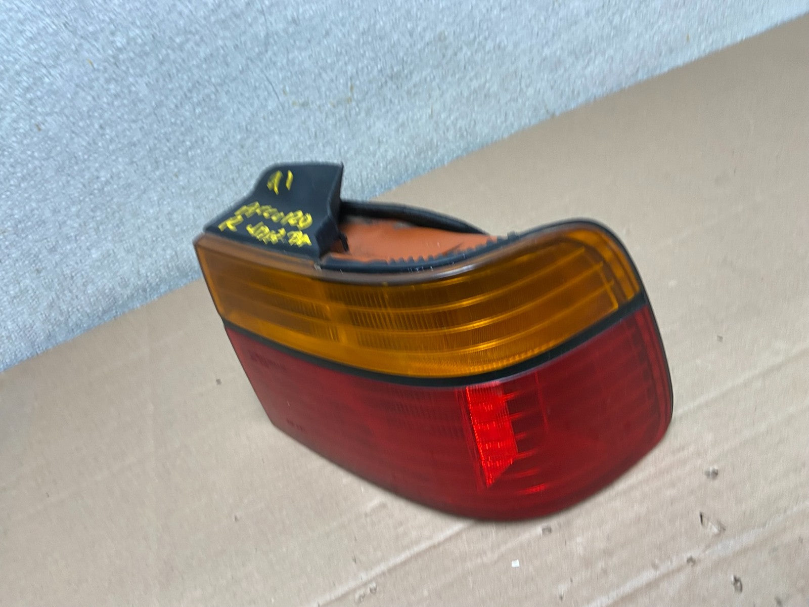1990 to 1993 Honda Accord Coupe Right Passenger Rh Tail Light OEM AA8652 DW1