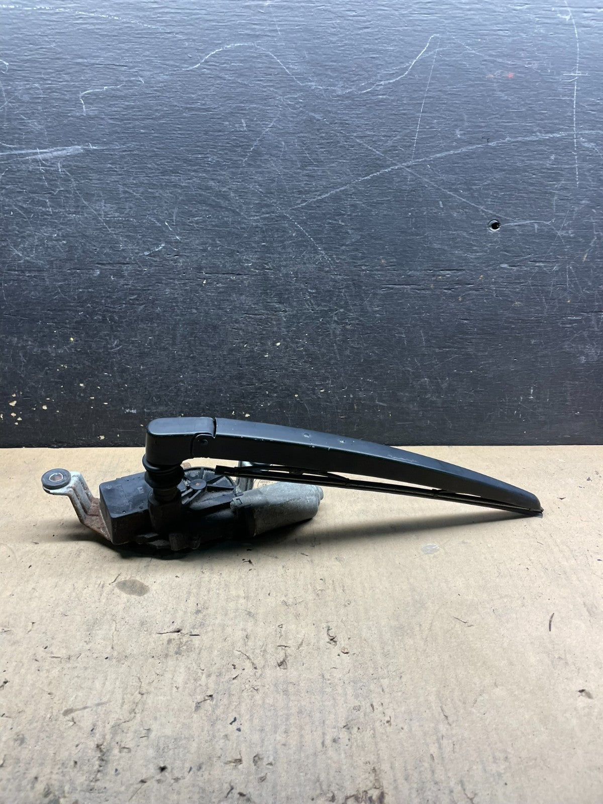 2009-2017 Chevrolet Traverse Rear Glass Windshield Wiper Motor W4285 DG3