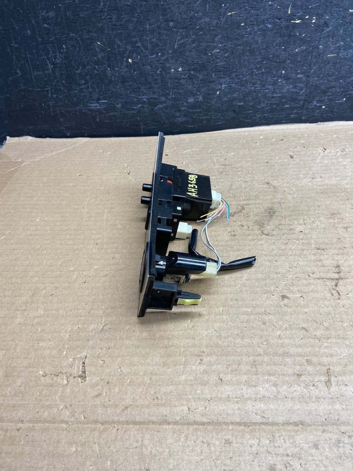2004 to 2009 Lexus RX330 RX350 RX400h Heated Seats Control Dash Switch AH3658 DG2