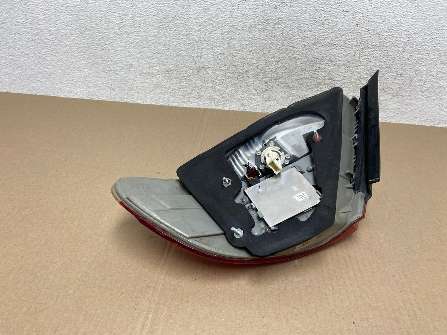 2006 2007 2008 BMW 7-Series 750li 760li Left Driver Tail Light AE6914 LK4