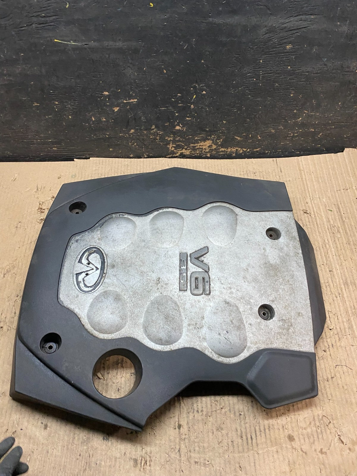 2003 to 2007 Infiniti FX35 M35 G35 V6 Engine Motor Cover OEM v4093 DG2