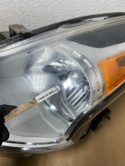 2015 to 2019 Nissan Versa Headlight Left Driver Lh Side AC8634 DW4
