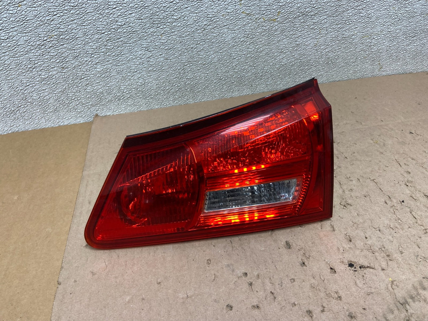 2006 - 2008 Lexus Is250 Is350 Right Passenger RH Inner Tail Light Oem Z6428 DW0