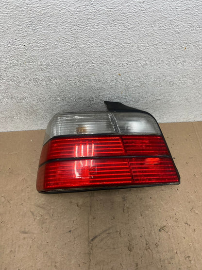 BMW 3-Series E36 2DR Coupe Left Driver Side Tail Light AG5412 PS0