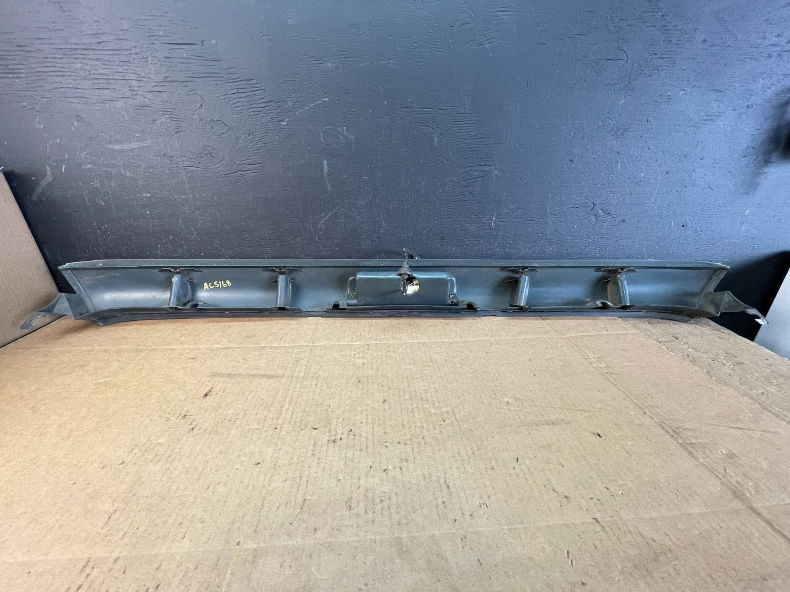 1996 to 2002 Chevrolet Express 3rd Third Brake Light Trim Spoiler AC5168 DG3