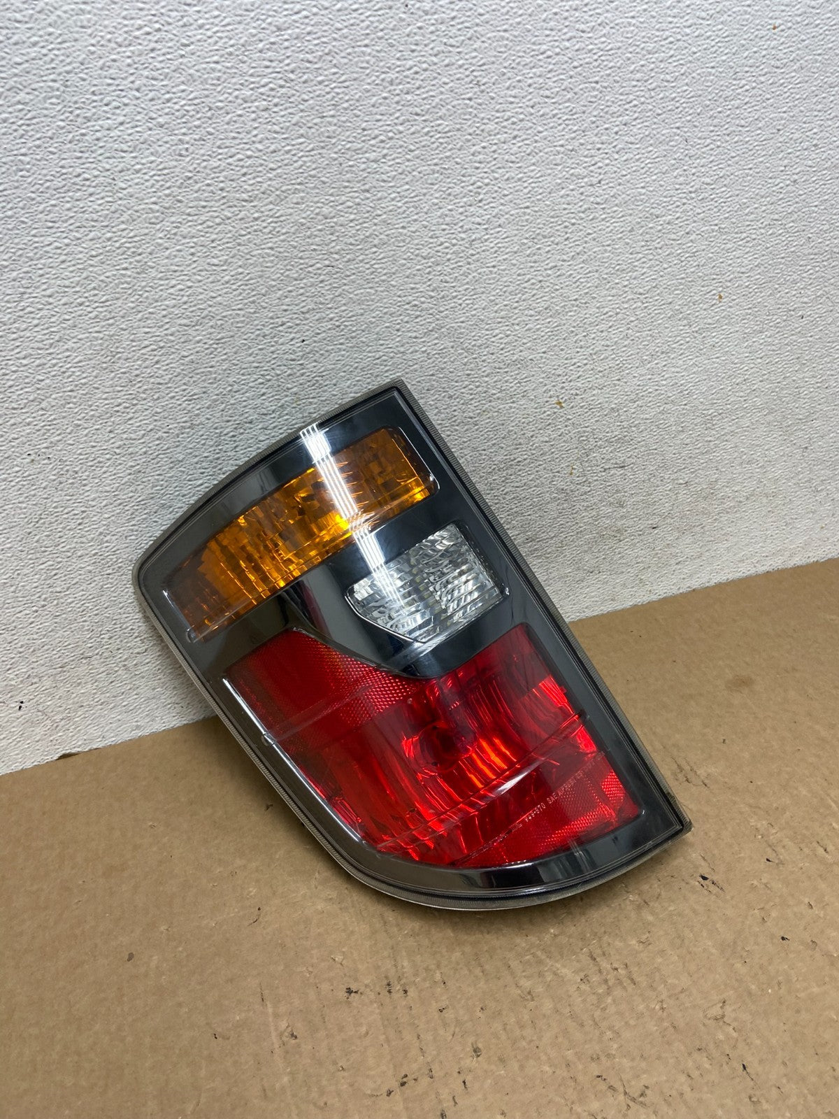 2006 to 2008 Honda Ridgeline Left Driver Side Tail Light AF9724 DW2