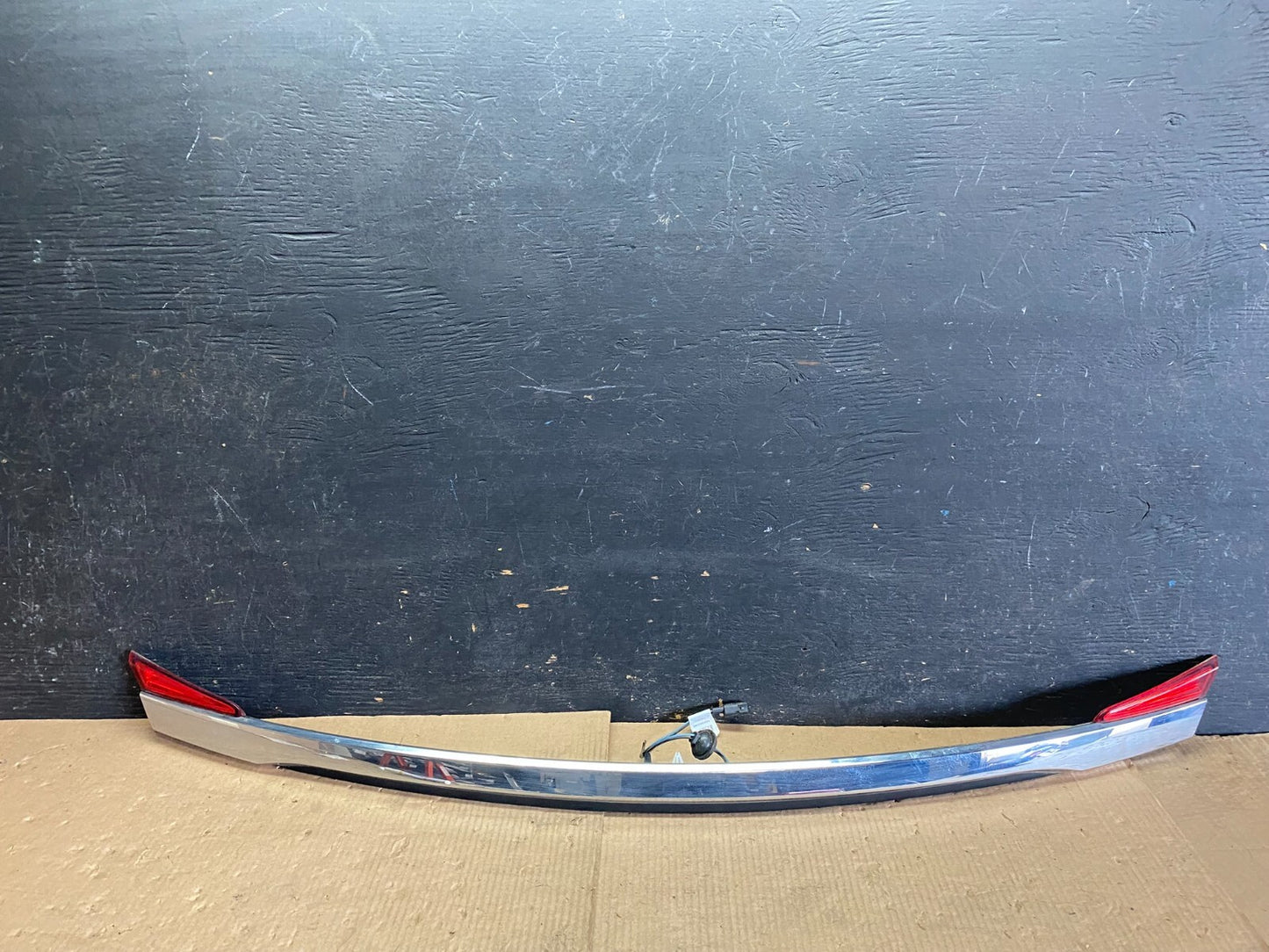 2011 2012 2013 2014 Chrysler 200 Sedan Rear Trunk Chrome Moulding  Oem N5688 DG0
