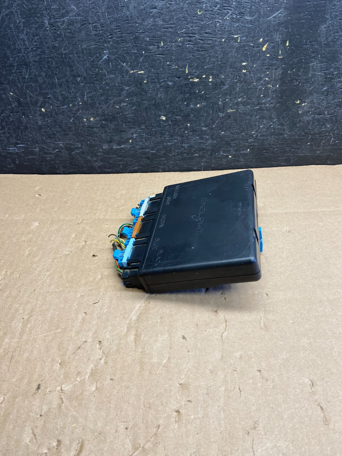 2003 - 2006 Chevrolet Avalanche Silverado Body Control BCM Module AI6377 DG1