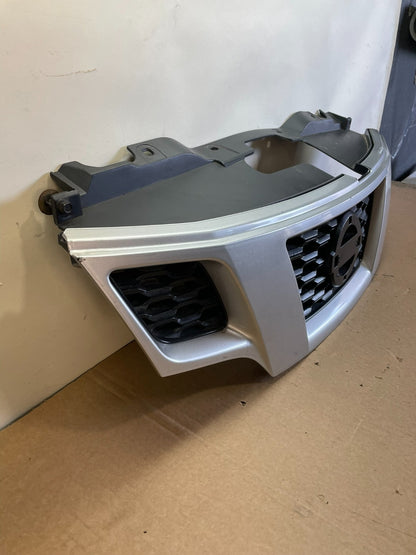 2013 to 2019 Nissan NV200 Front Upper Grill Grille AH0290 DG2