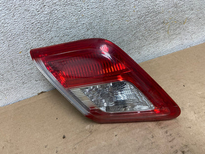 2010 - 2011 Toyota Camry Left Driver LH Side Inner Tail Light AH9504 LK0