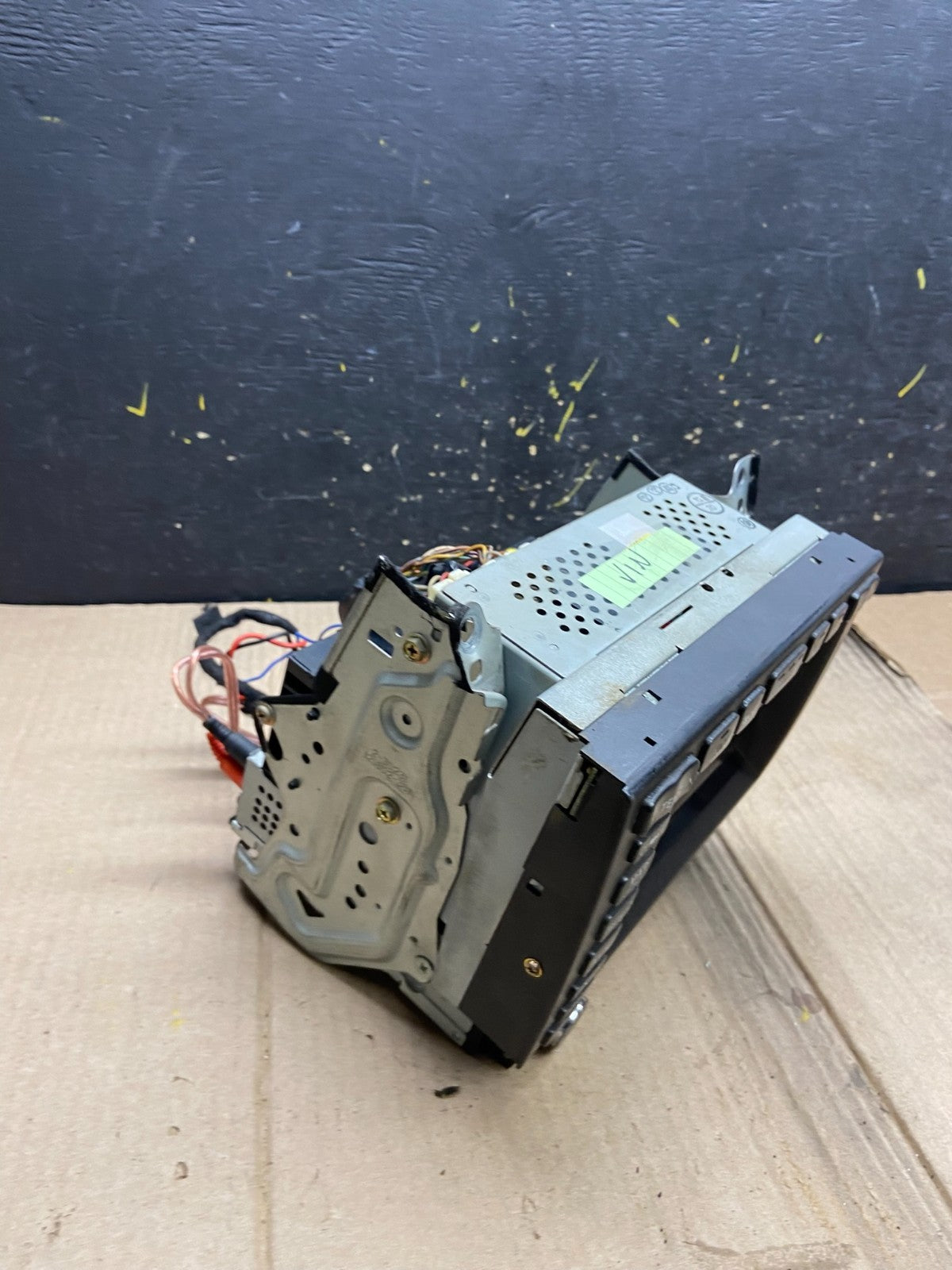 2001-2005 Lexus GS300 GS430 CD Player Screen Radio AM/FM Tape OEM X1744 DG2