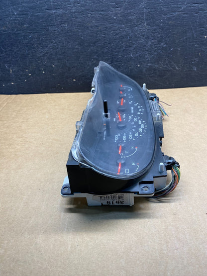 2004 to 2008 Ford E150 E250 Gauge Speedometer Cluster AH7096 DG2
