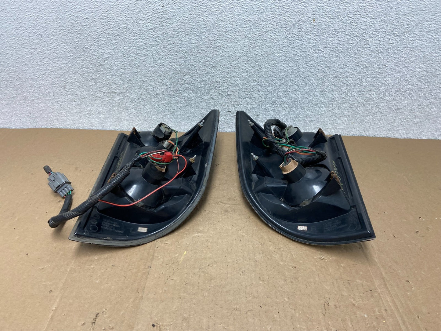 2005 to 2014 Honda Ridgeline Left+Right Smoke Tail Lights AC57998