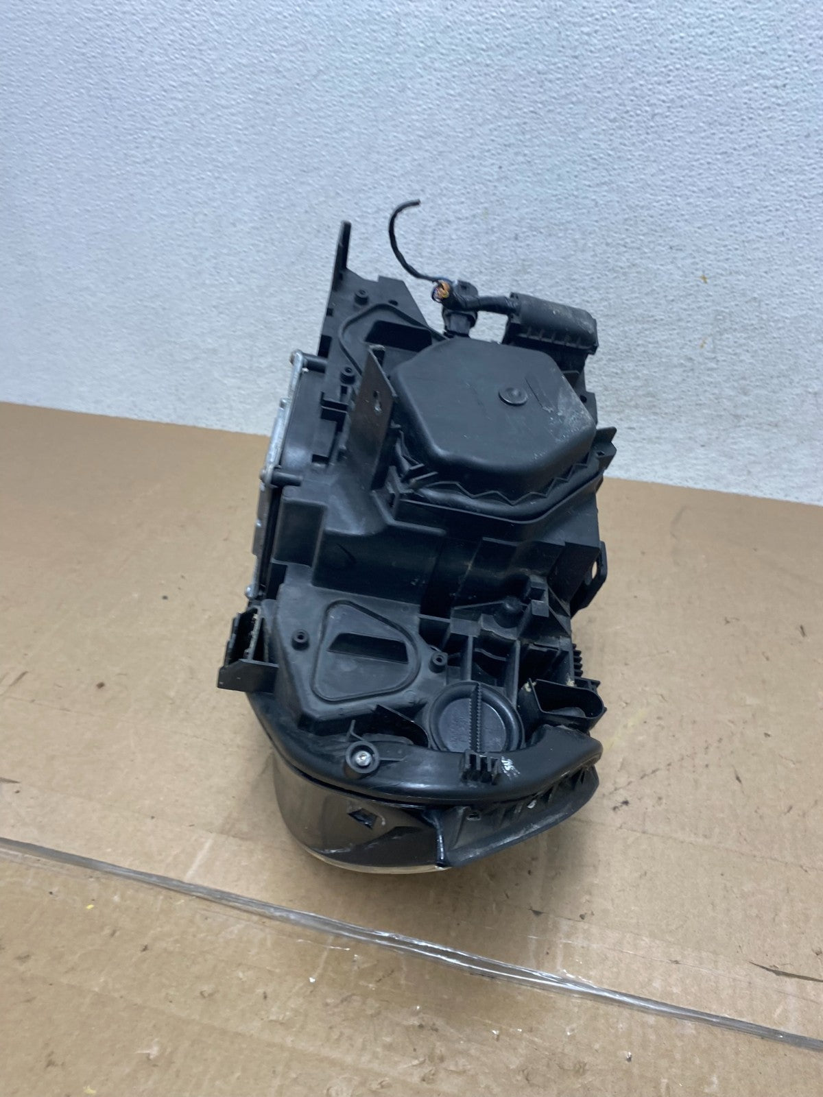 2007 to 2010 BMW X3 Passenger Right RH Side Headlight HID Xenon AE6874 DW5