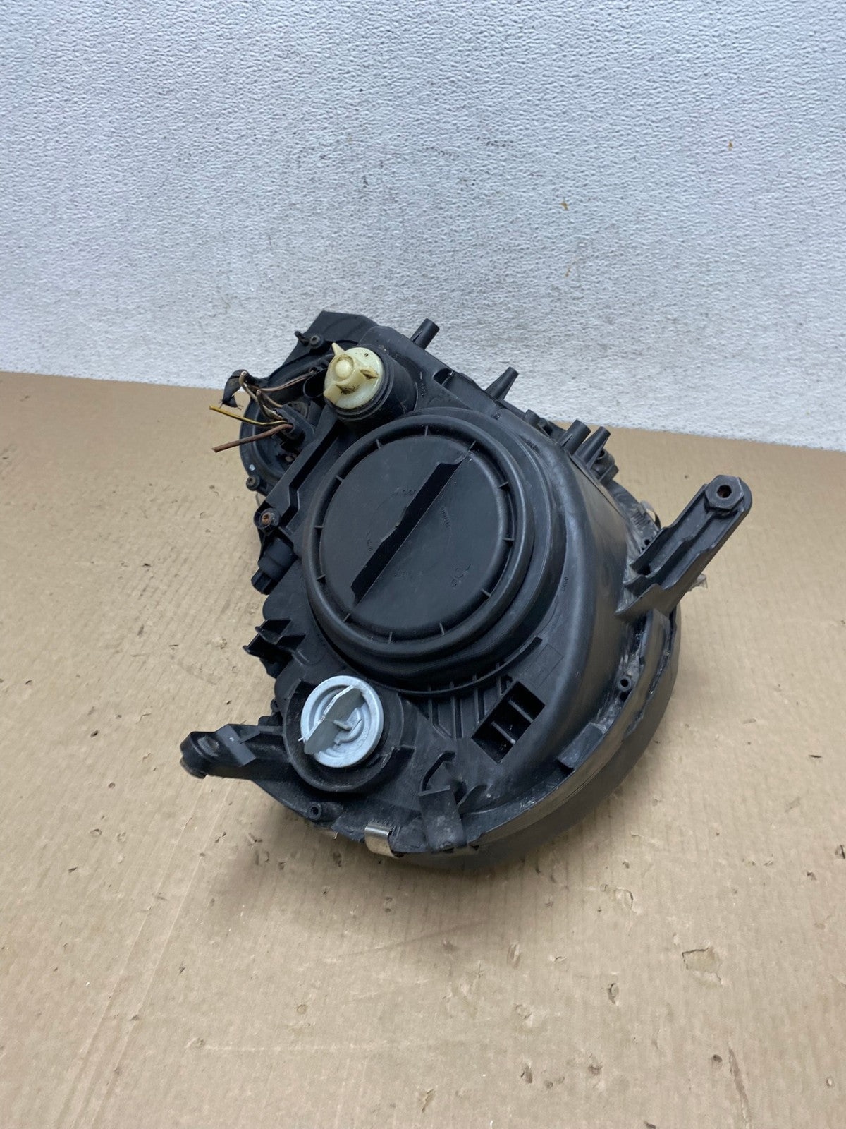 2003-2006 Mercedes E E320 E350 Left Driver Lh Side Halogen Headlight AE9639 LK7