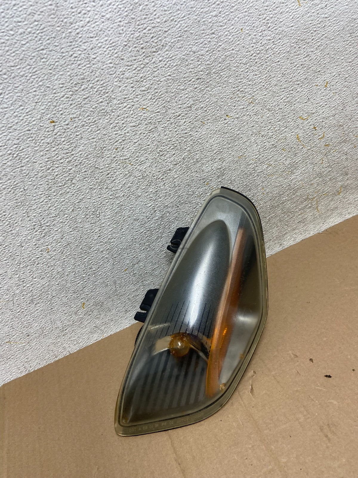 2002-2005 Pontiac Aztek Left Driver LH Side Park Upper Turn Signal AI1164 DW2