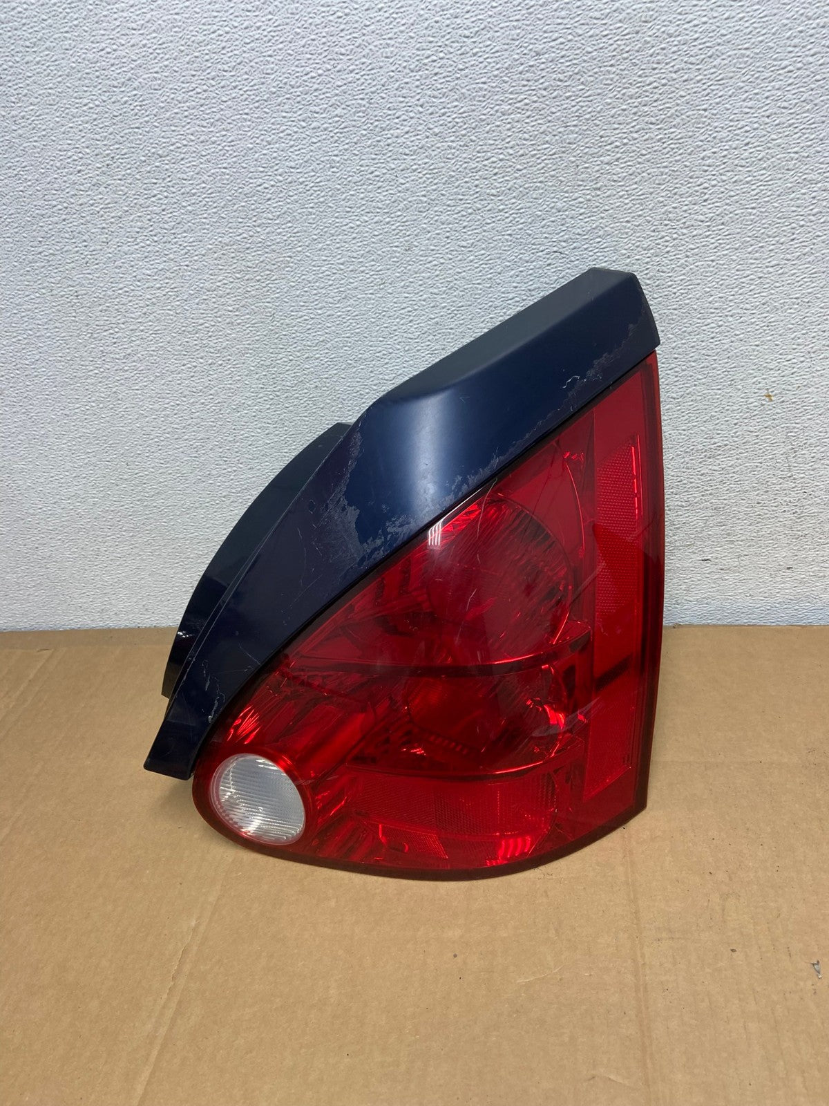 2004 2005 2006 2007 2008 Nissan Maxima Right Passenger Tail Light AD0724 LK0