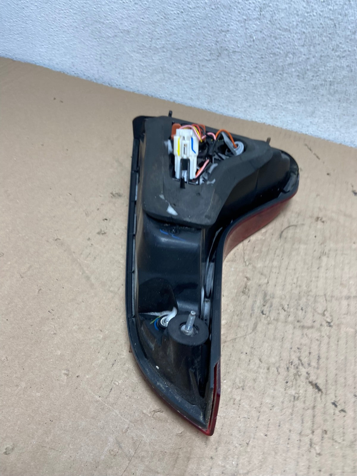 2014 - 2015 Kia Sorento Left Driver LH Side Inner Tail Light AF3243 LK5