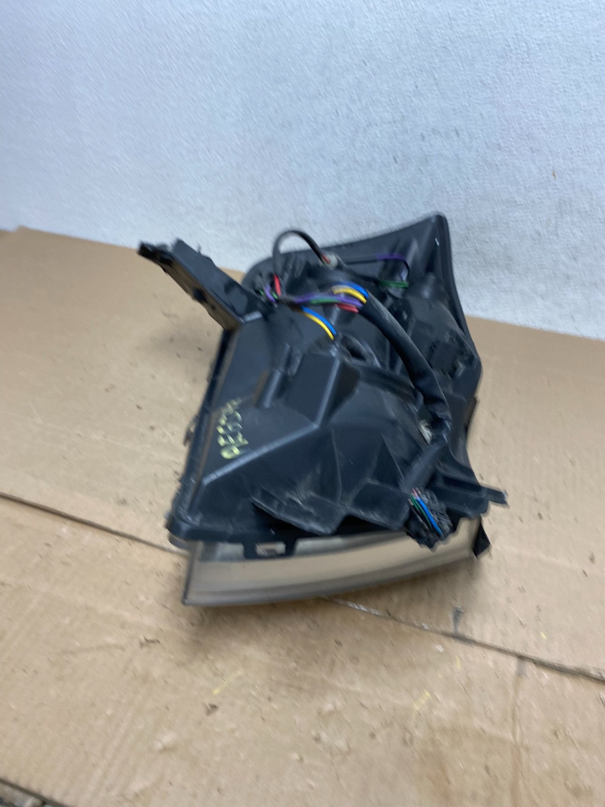 2008 - 2015 Nissan Armada Left Driver LH Headlight Halogen AE6542 DW6