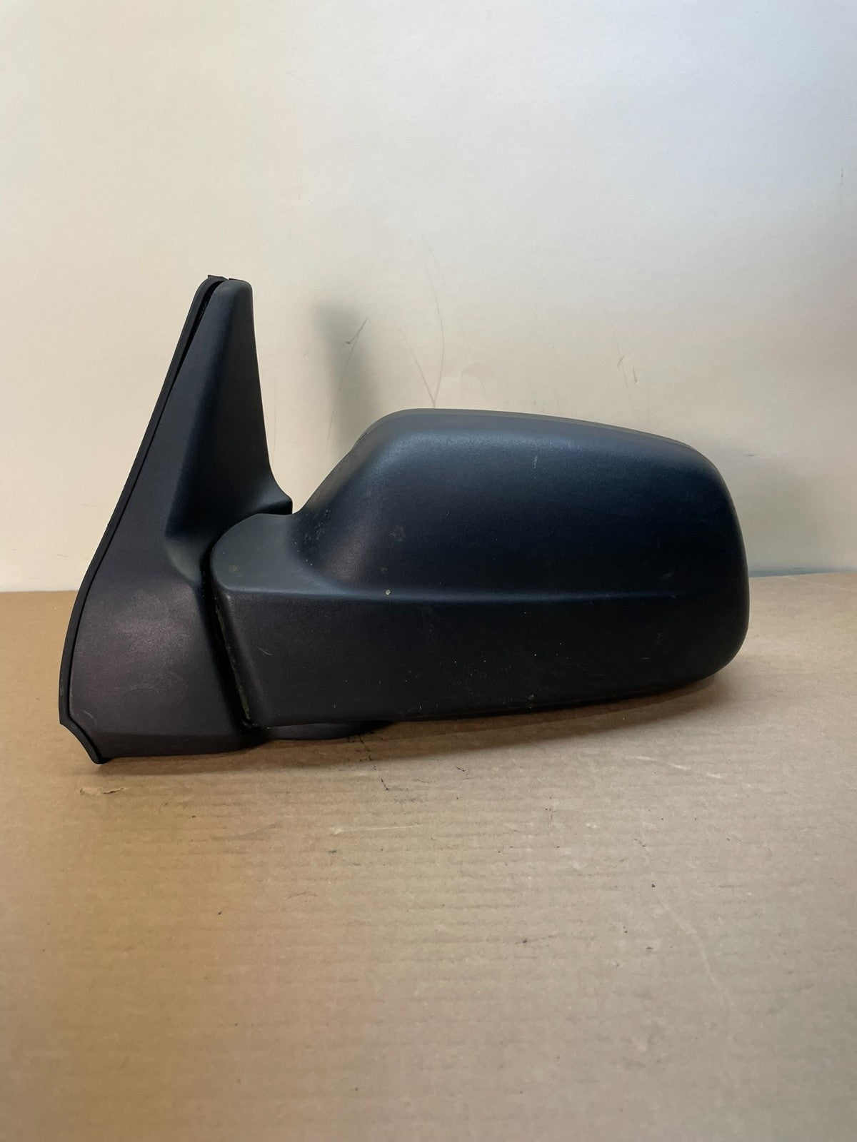 1999 to 2004 Land Rover Discovery 2 Left Driver Door Power Mirror AH8782 DW0
