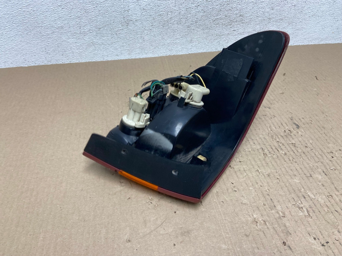 2000-2002 Saturn SL S-Series Right Passenger RH Side Tail Light AE7045 LK5