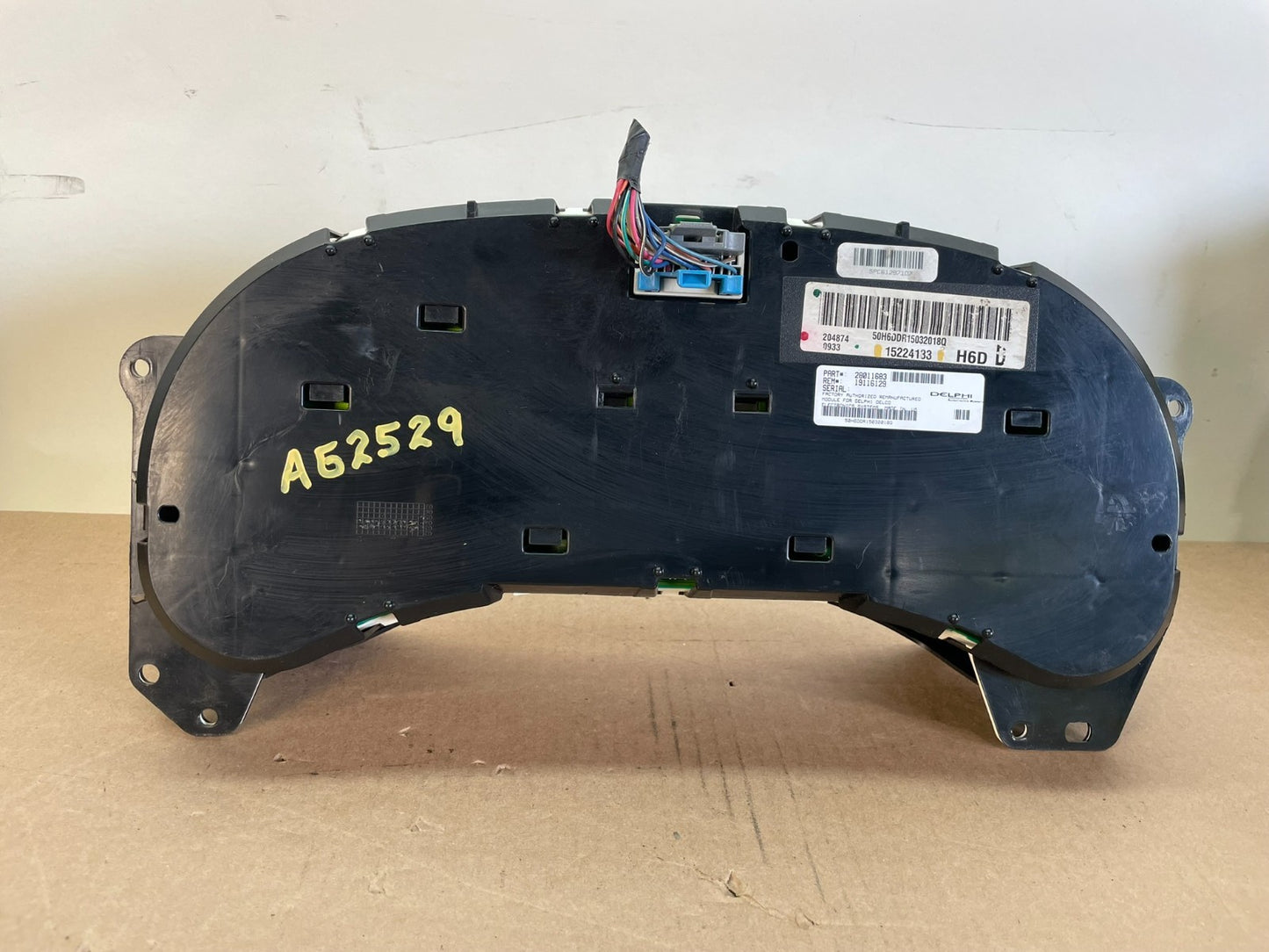2003 to 2006 Cadillac Escalade Instrument Speedometer Cluster Gauge AG2529 DG9