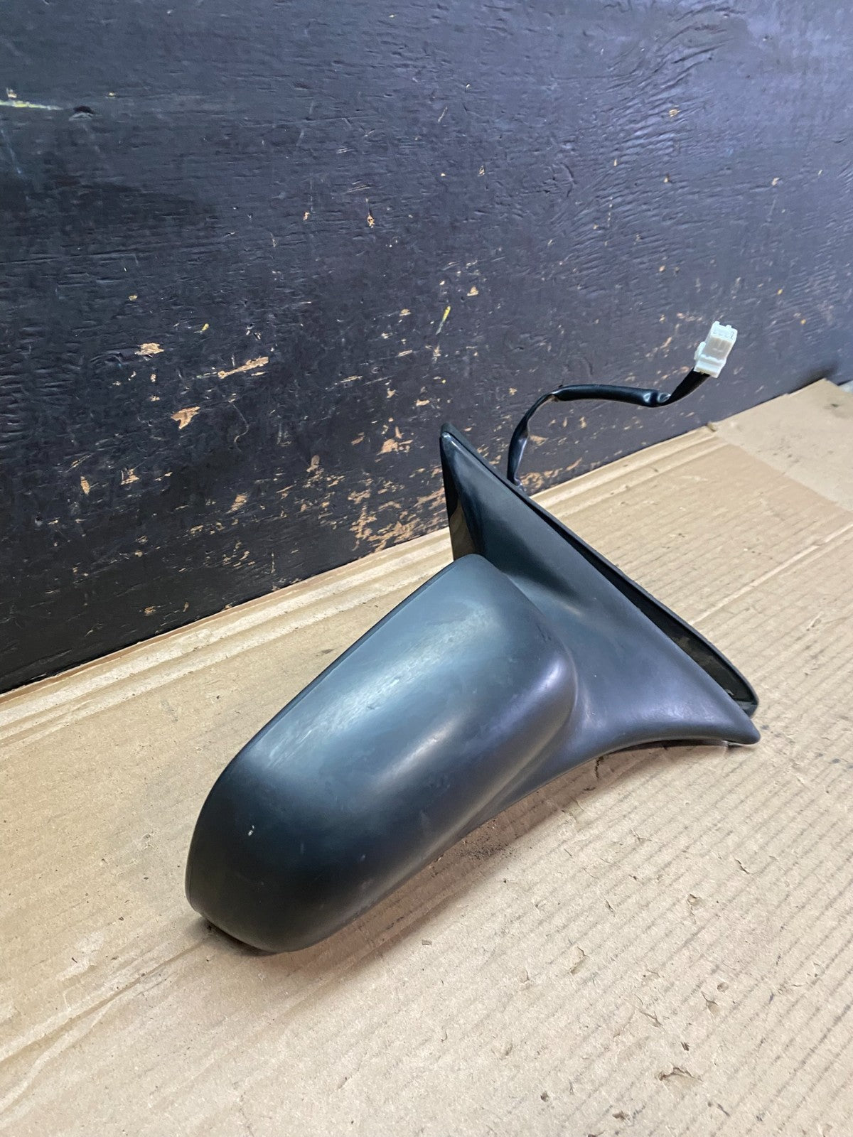 1999-2003 Mitsubishi Galant Right Passenger RH View Door Mirror OEM v2720 DG2