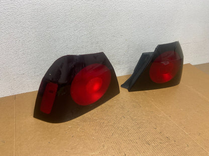 2000 - 2005 Chevrolet Impala Left+Right Side Tail Lights AE0534 DW2