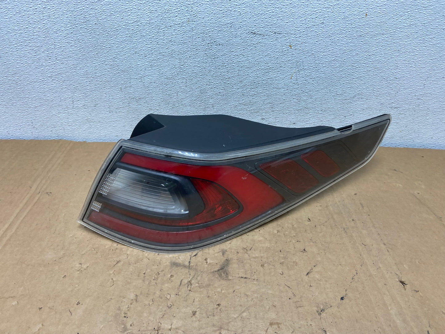 2014 2015 2016 Kia Optima Hybrid Left Driver LH Tail Light AD3238 LK0