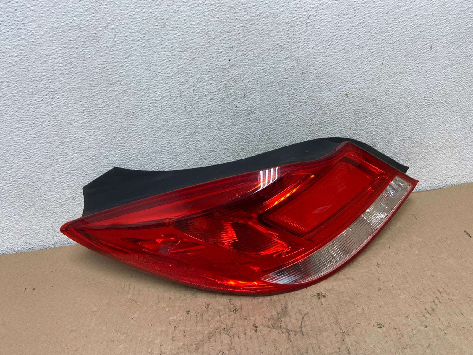 2011 2012 2013 Buick Regal Left Driver LH Side Tail Light AF4301 DW0