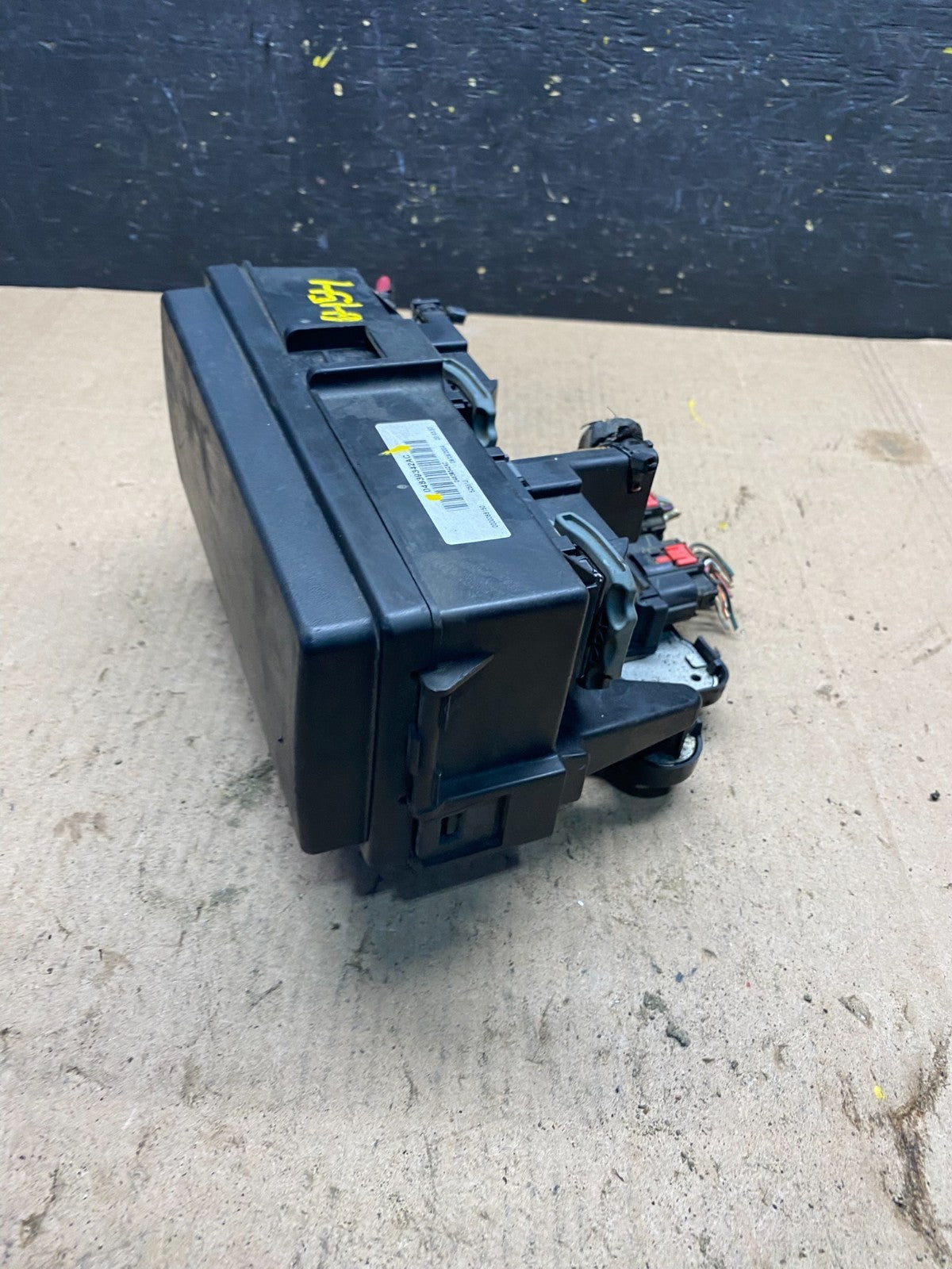 2005 Jeep Grand Cherokee Commander BCM Body Control Module R6454 DG3