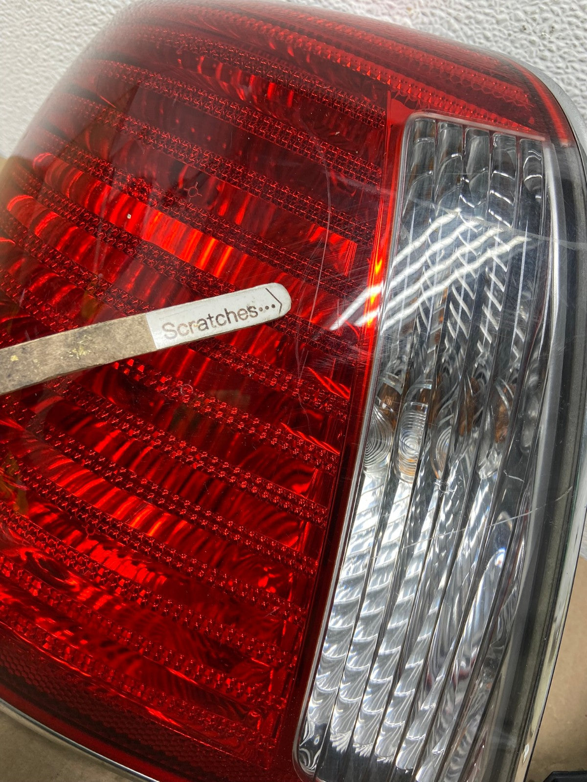 2004 2005 Hyundai XG350 XG Left+Right Tail Lights AE9741 LK3