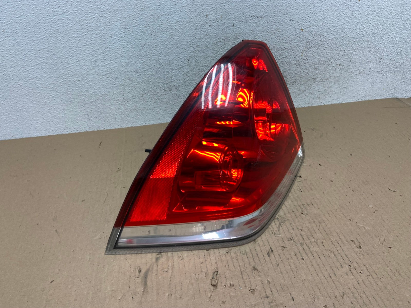 2006 to 2012 Chevrolet Impala Left Driver Lh Side Tail Light AE7336 LK2
