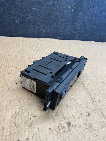 2003 to 2011 Ford Crown Victoria Marquis A/C Heater Climate Control AE4096 DG1