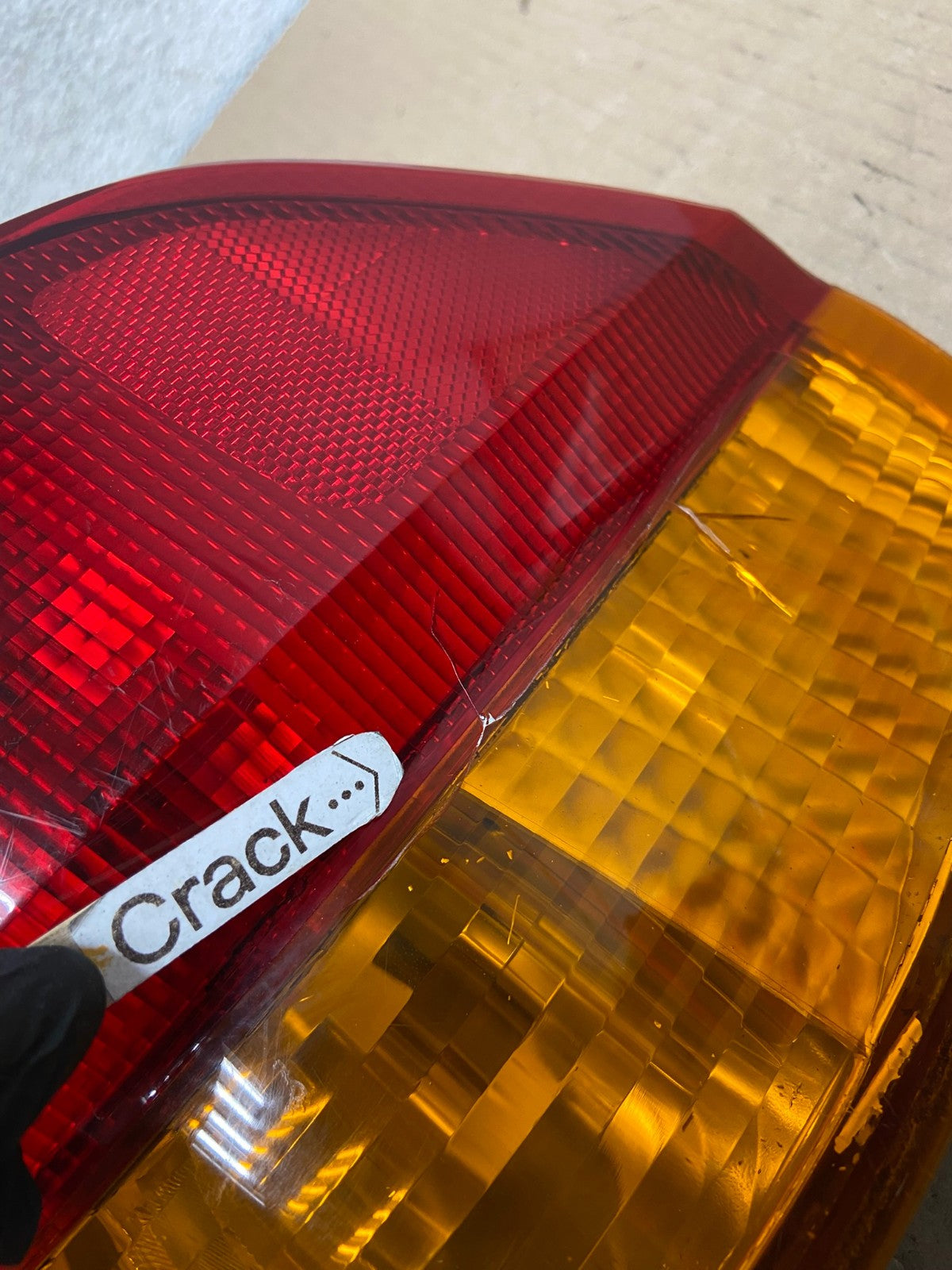 2002 2003 2004 Honda Odyssey Right Passenger Side Tail Light AG8035 LK4
