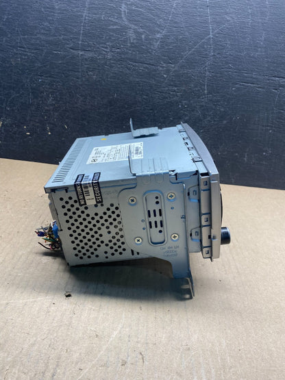 2007 to 2009 Hyundai Santa Fe AM/FM Radio CD Player AE7410 DG2