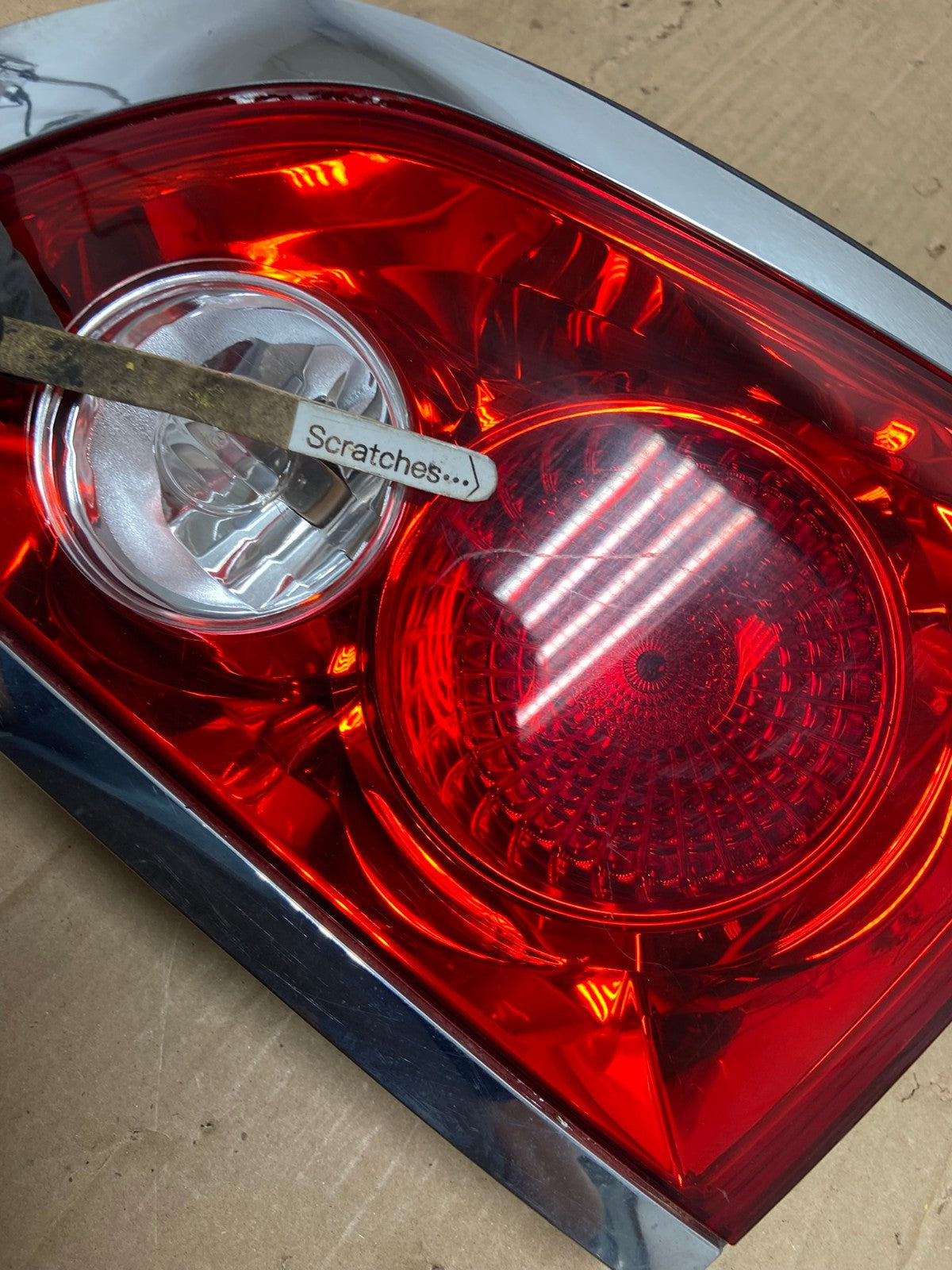 2008-2012 Buick Enclave Right Passenger Rh Inner Tail Light AE9176 LK3