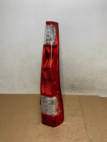 2005 to 2006 Honda Cr-v Crv Right Passenger Side Tail Light AI5439 LK0