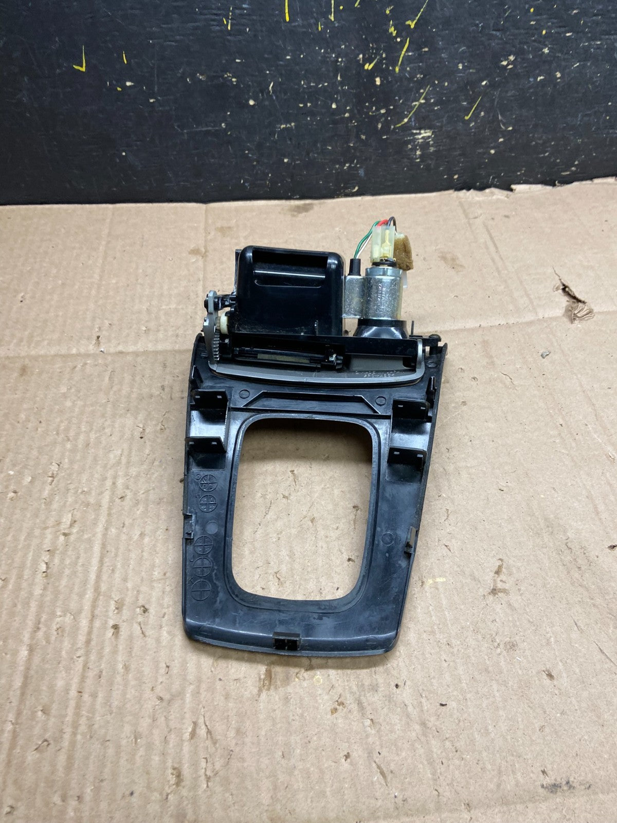 2003 - 2008 Subaru Forester Center Console Shifter Bezel  Trim y2461 DG6
