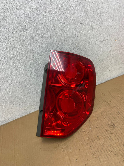 2003 2004 2005 Honda Pilot Right Passenger RH Side Tail Light AD1170 LK2