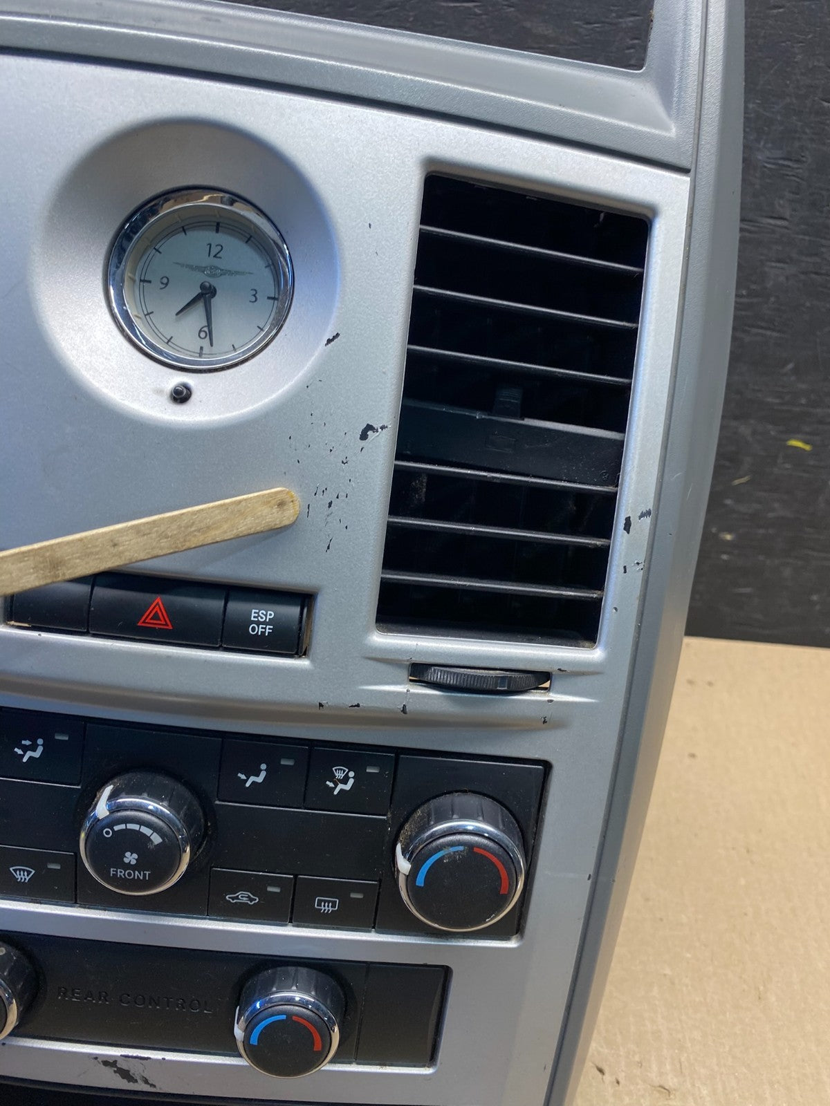 2008-2010 Dodge Grand Caravan  A/C Climate Control Unit Bezel Trim Oem Q6993 DG2