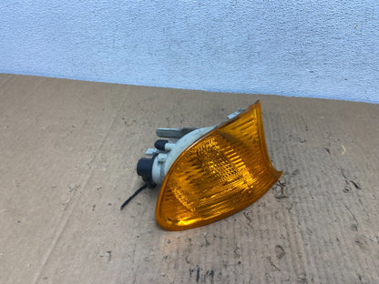 2000 to 2003 BMW 325Ci 330Ci E46 Coupe Right Passenger Turn Signal AD2522 DW2