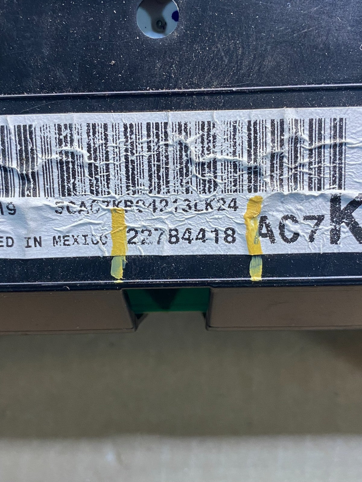 2013 to 2017 Chevrolet Express Speedometer Cluster Gauge AG7452 DG5