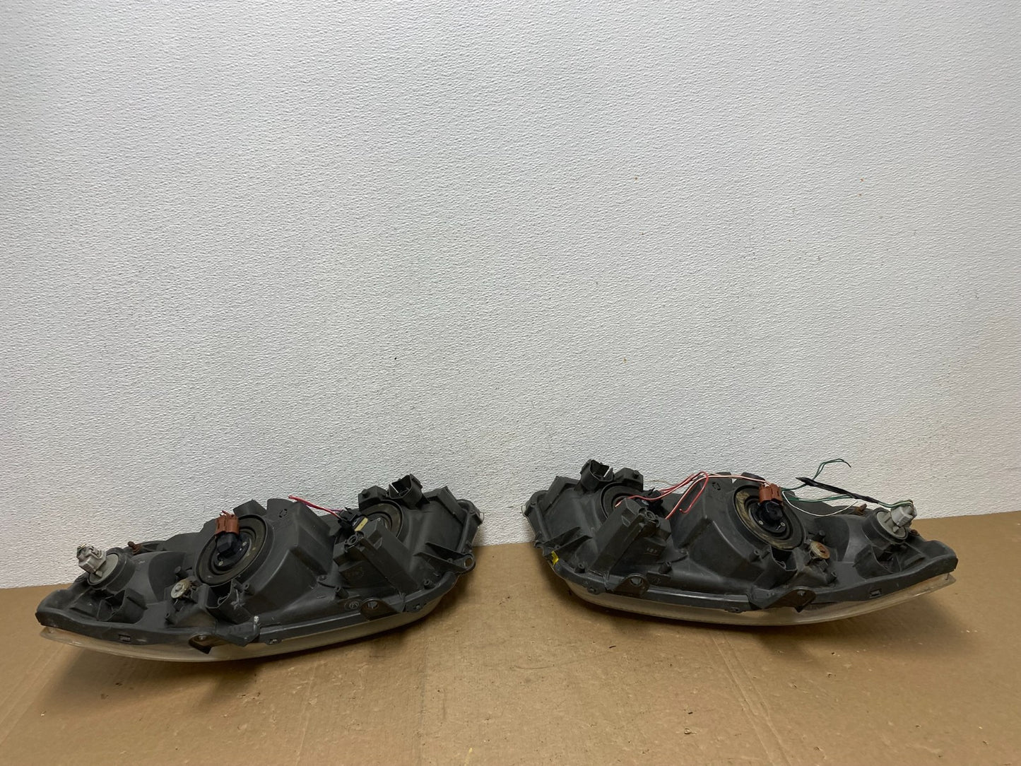 2001 2002 2003 Toyota Highlander Headlights Left+Right Side AC5820 DW9