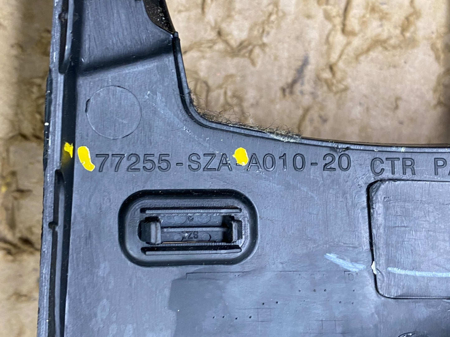 2009 - 2015 Honda Pilot Left Dash Vent Center Panel Bezel OEM X1601 DG4